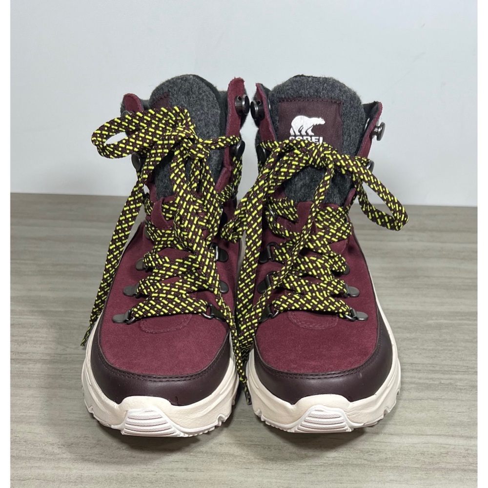 SOREL Women's Kinetic Breakthru Conquest Boot size 7.5 - Picture 3 of 12